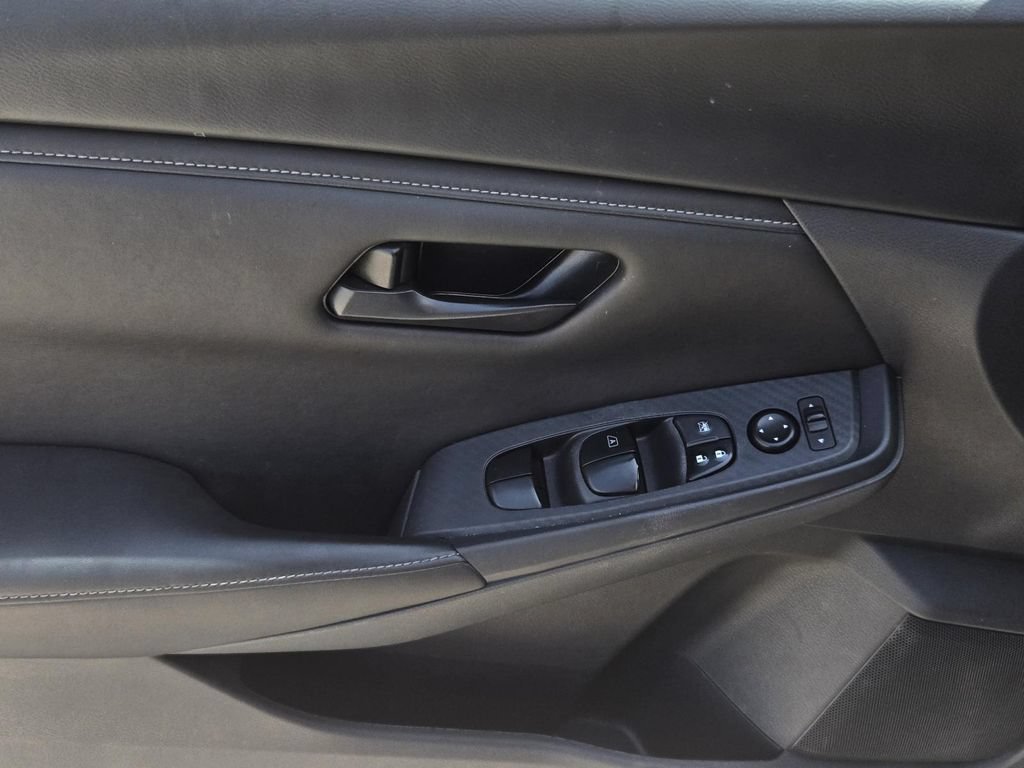 Certified 2024 Nissan Sentra S FWD image 15