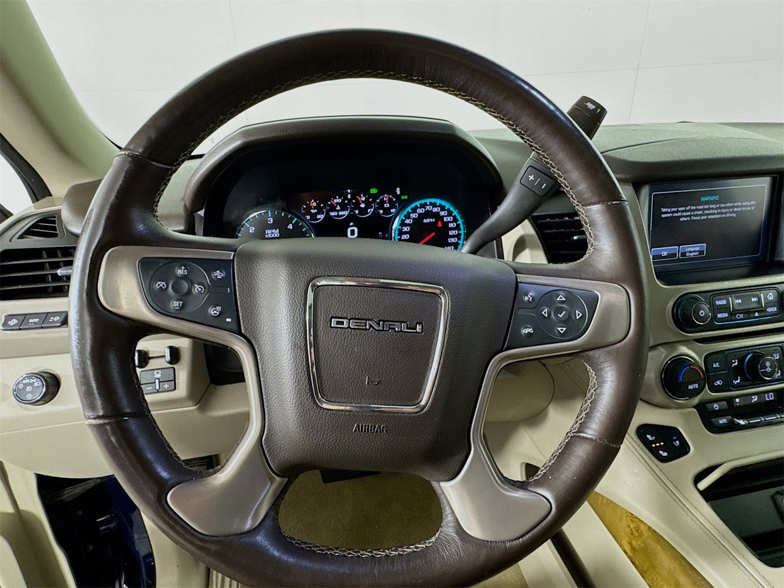 Used 2017 GMC Yukon XL Denali w/ Open Road Package image 9