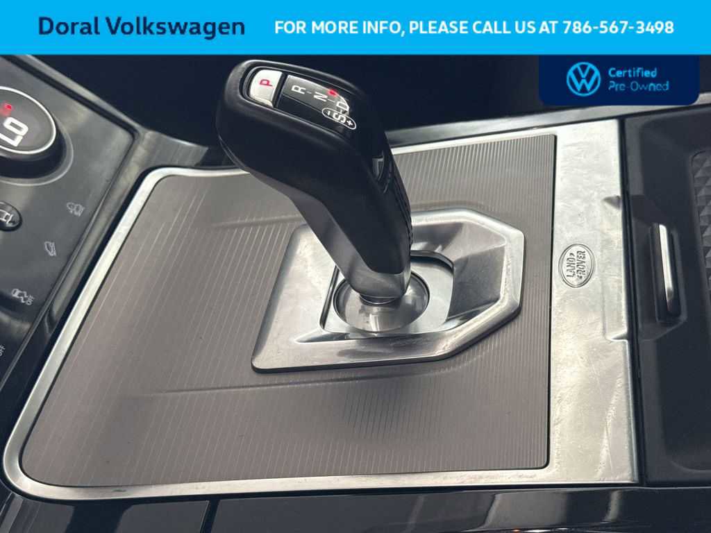 Used 2020 Land Rover Range Rover Evoque S image 21
