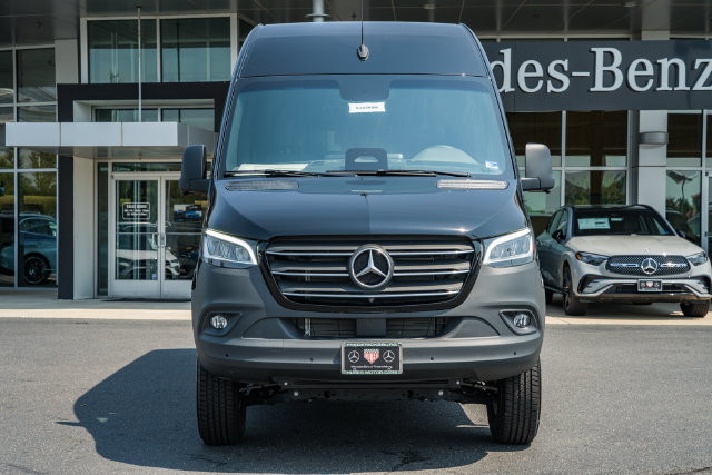 New 2026 Mercedes-Benz Sprinter 2500 image 2