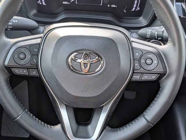 Certified 2025 Toyota Corolla SE w/ SE Premium Package FWD image 12