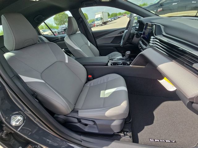 New 2026 Toyota Camry SE image 10