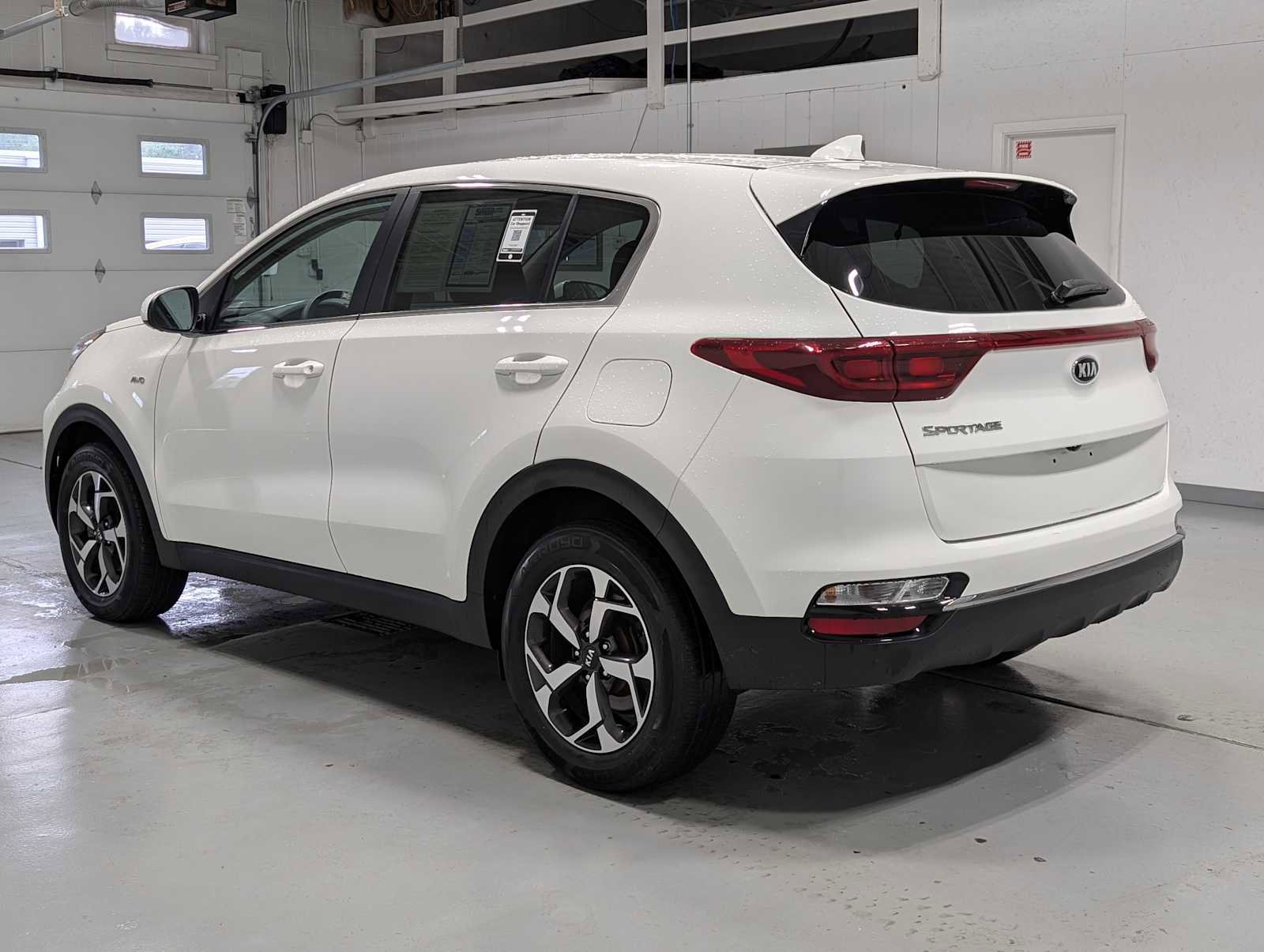 Used 2020 Kia Sportage LX AWD/4WD image 10