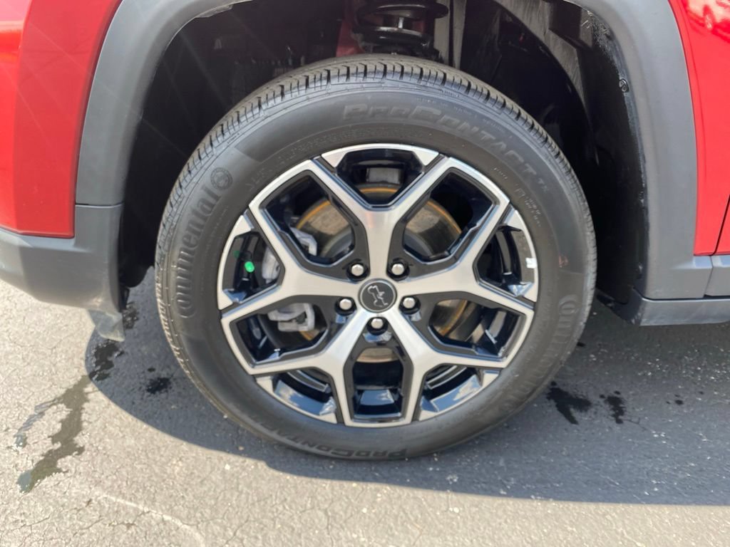 Used 2025 Jeep Compass Limited AWD/4WD image 17