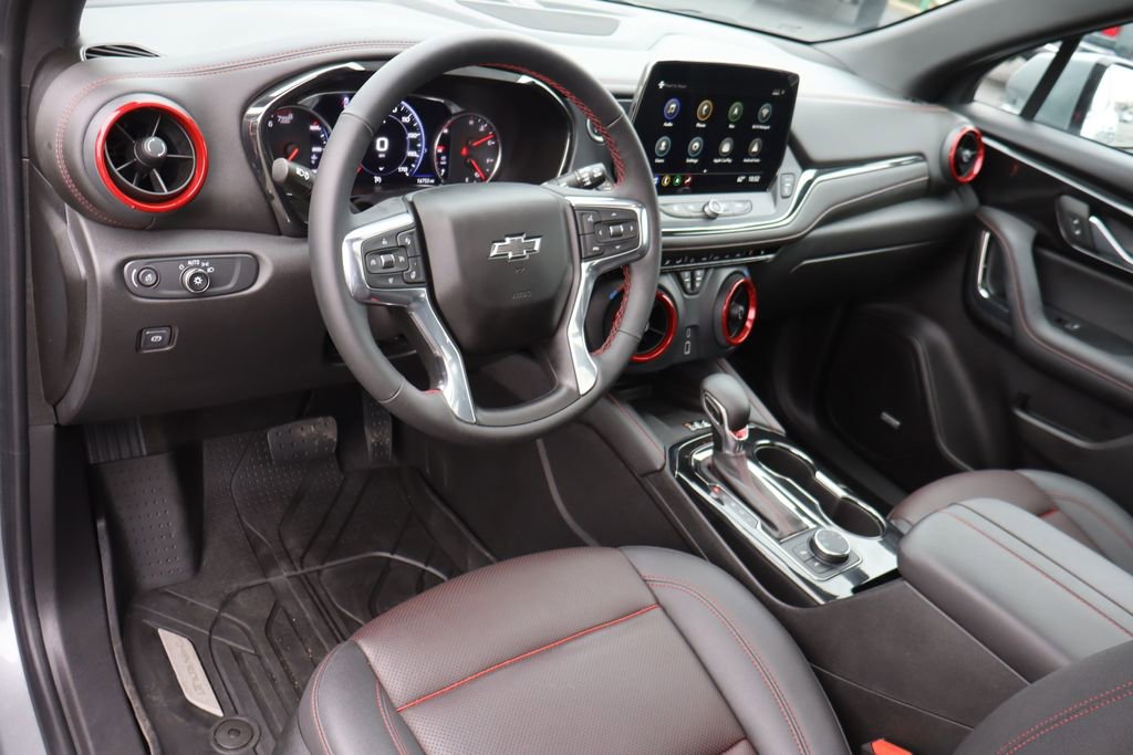 Used 2023 Chevrolet Blazer RS image 5