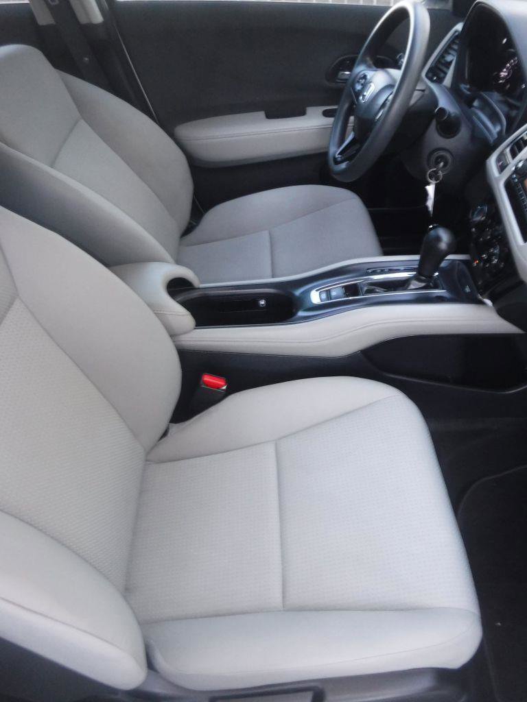 Used 2021 Honda HR-V LX image 24