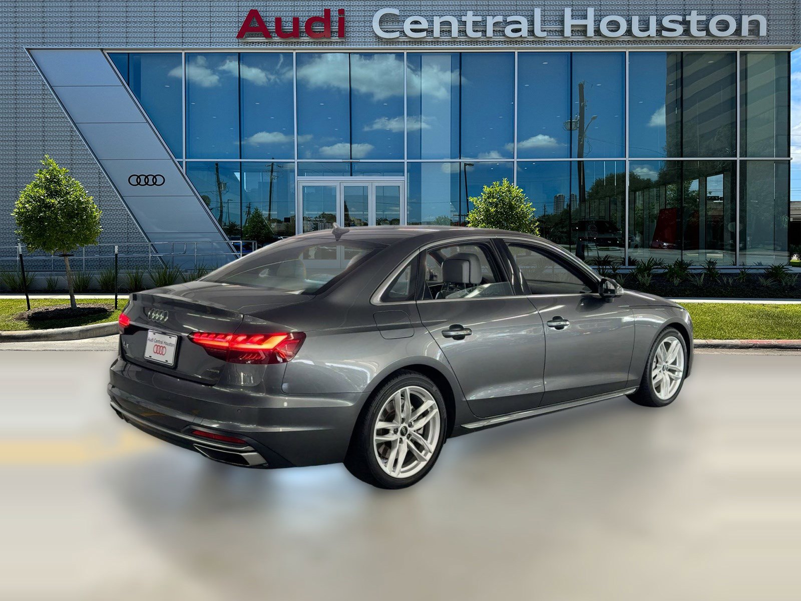 Certified 2022 Audi A4 2.0T Premium Plus image 9