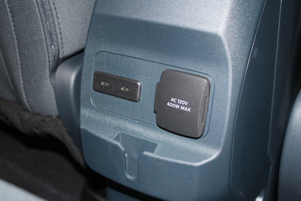 New 2025 Ford Maverick XLT w/ XLT Luxury Package image 31