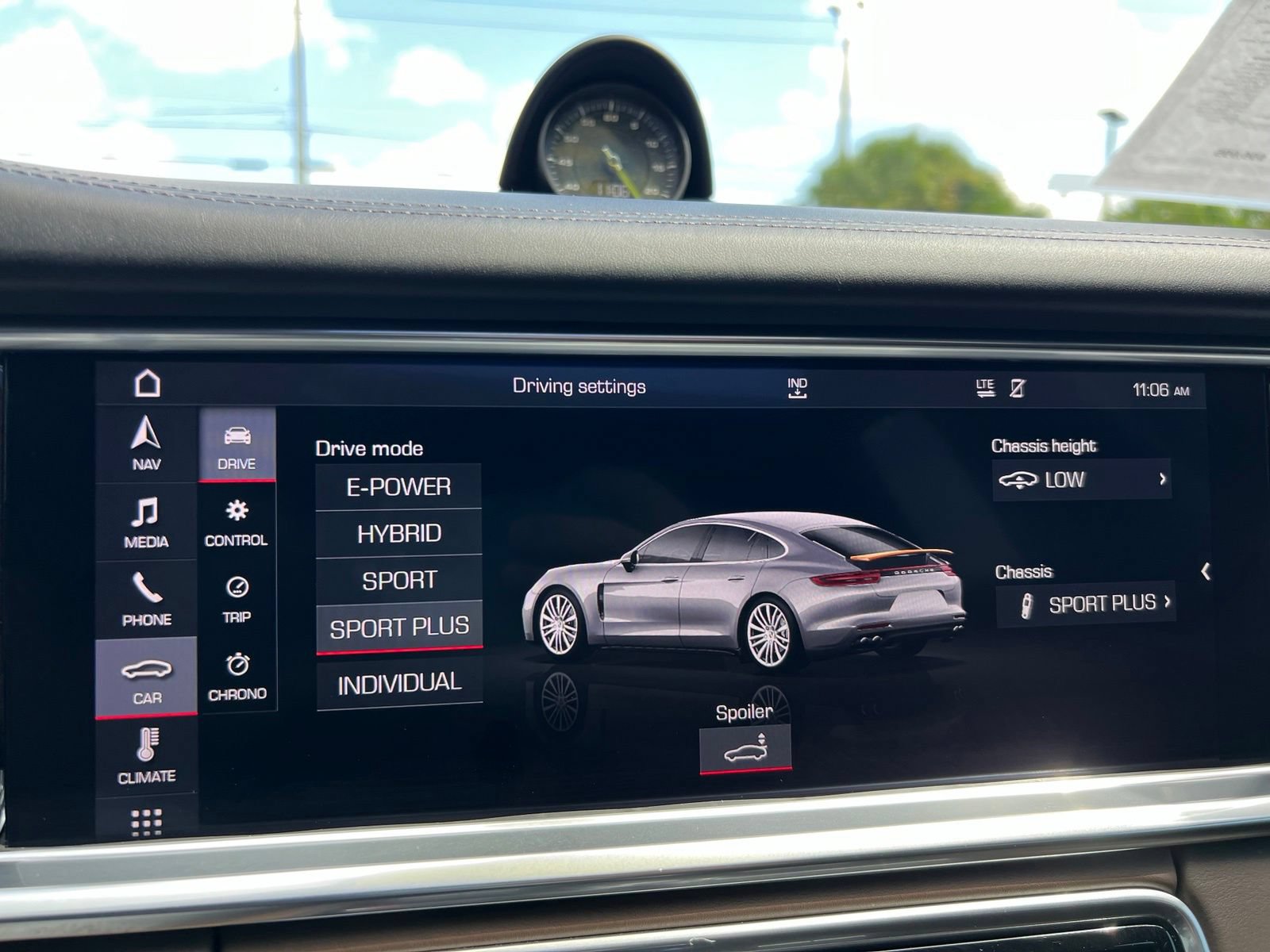 Used 2020 Porsche Panamera 4 Executive AWD/4WD image 40