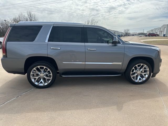 Used 2020 Cadillac Escalade Luxury image 6
