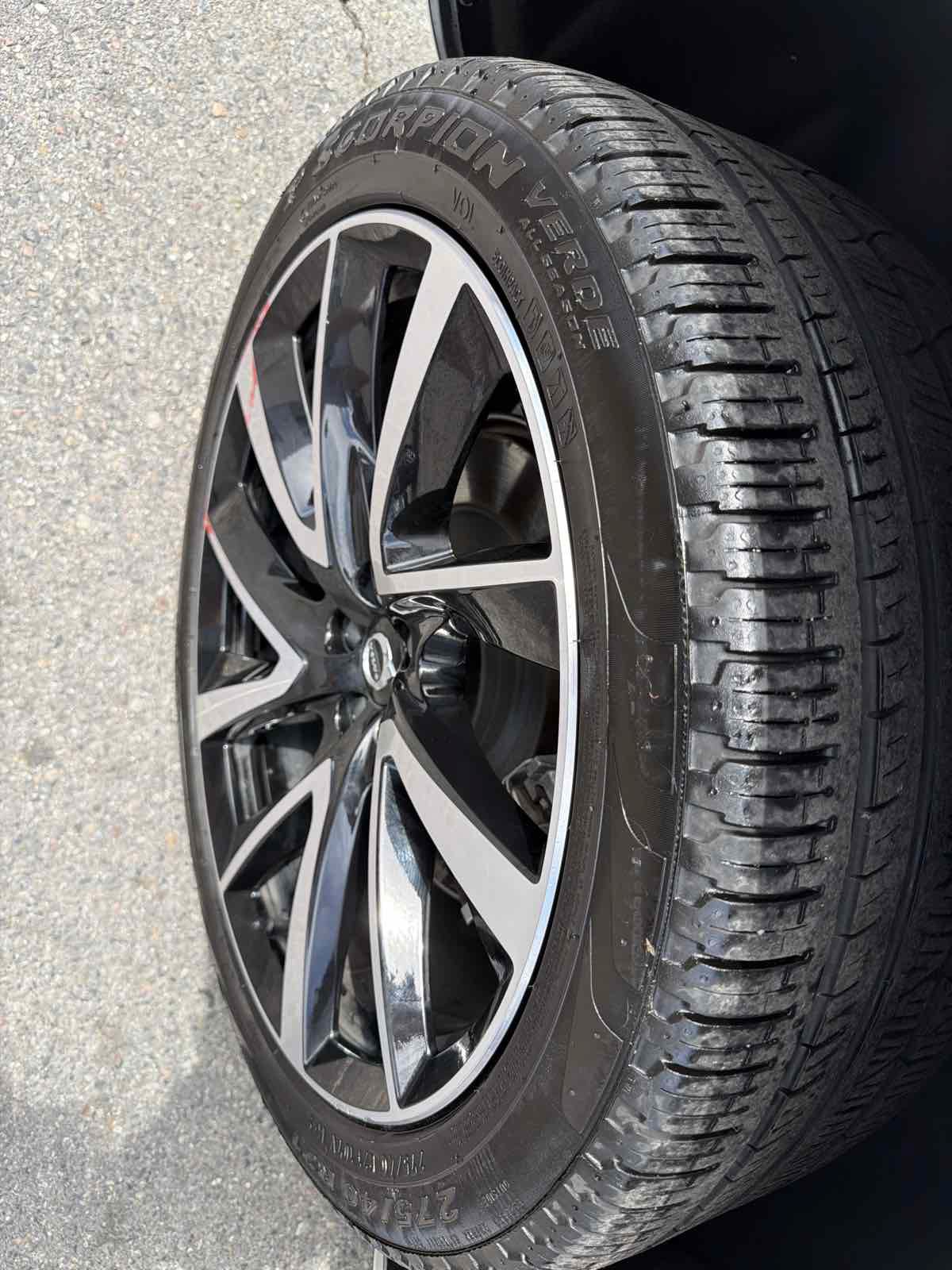 Used 2024 Volvo XC90 B6 Ultimate AWD/4WD image 22