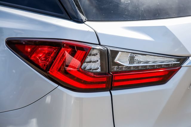 Used 2019 Lexus RX 350L Luxury FWD image 10