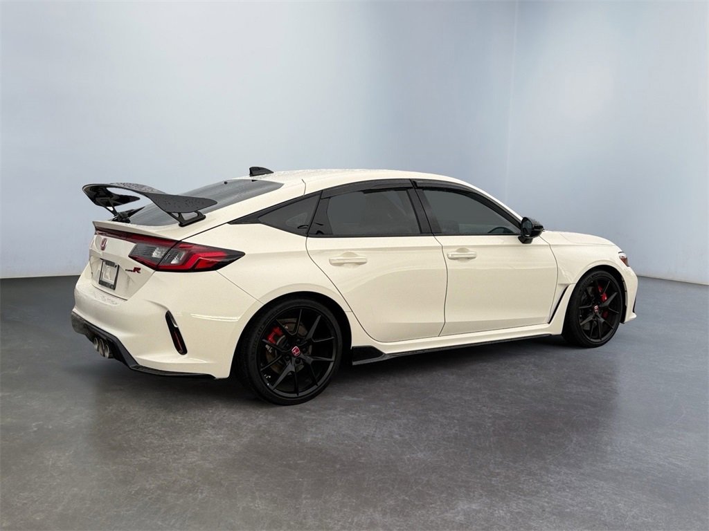 Used 2025 Honda Civic Type R image 3