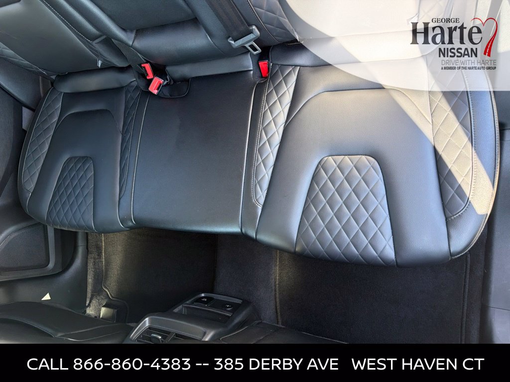 Used 2024 Ford Edge Titanium AWD/4WD image 21