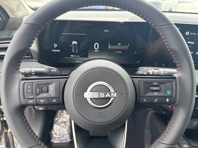 New 2026 Nissan Kicks SR w/ Cold Weather Package AWD/4WD image 10