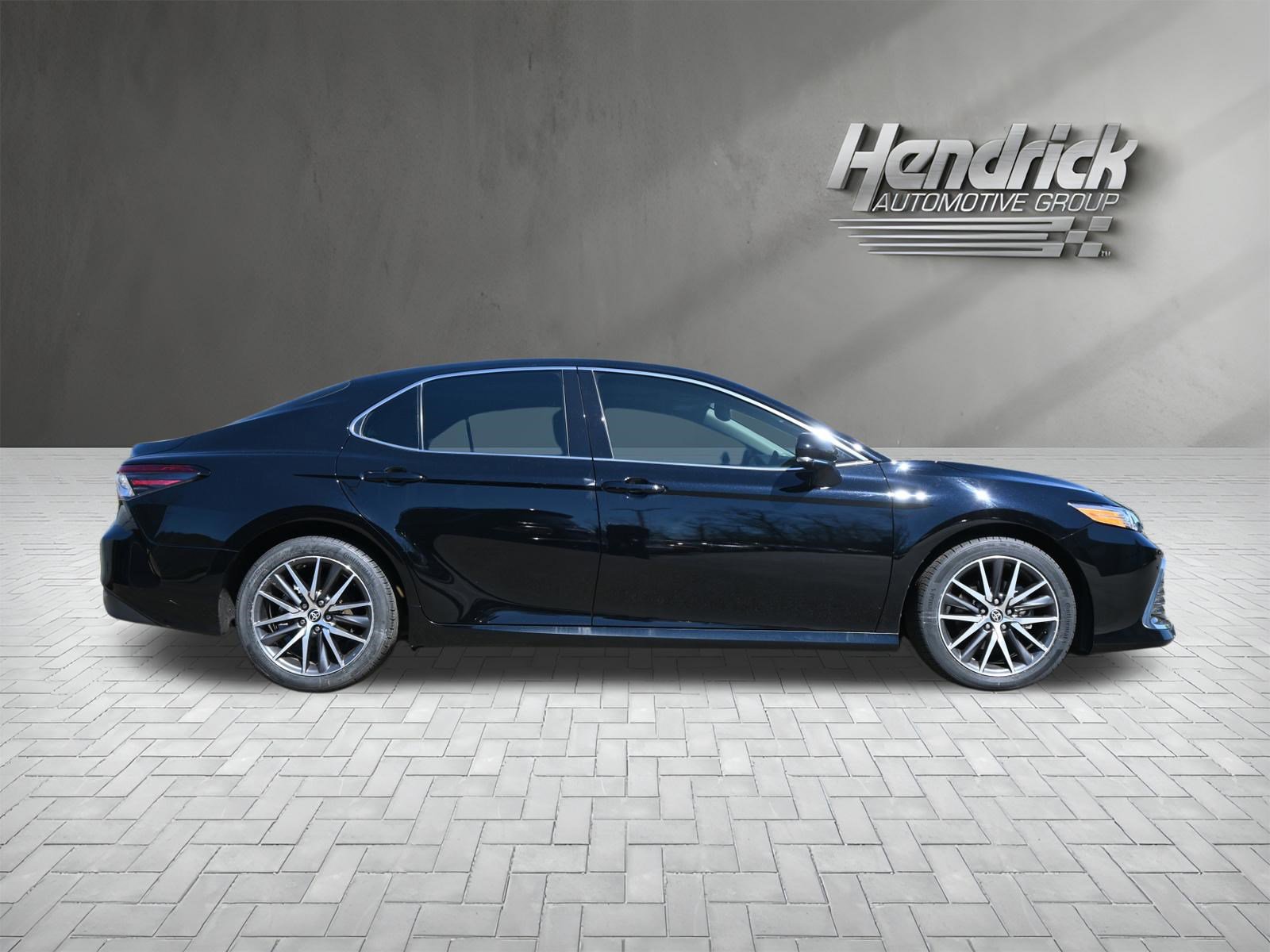 Used 2024 Toyota Camry XLE image 10