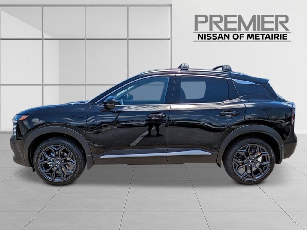 New 2026 Nissan Kicks SR image 2