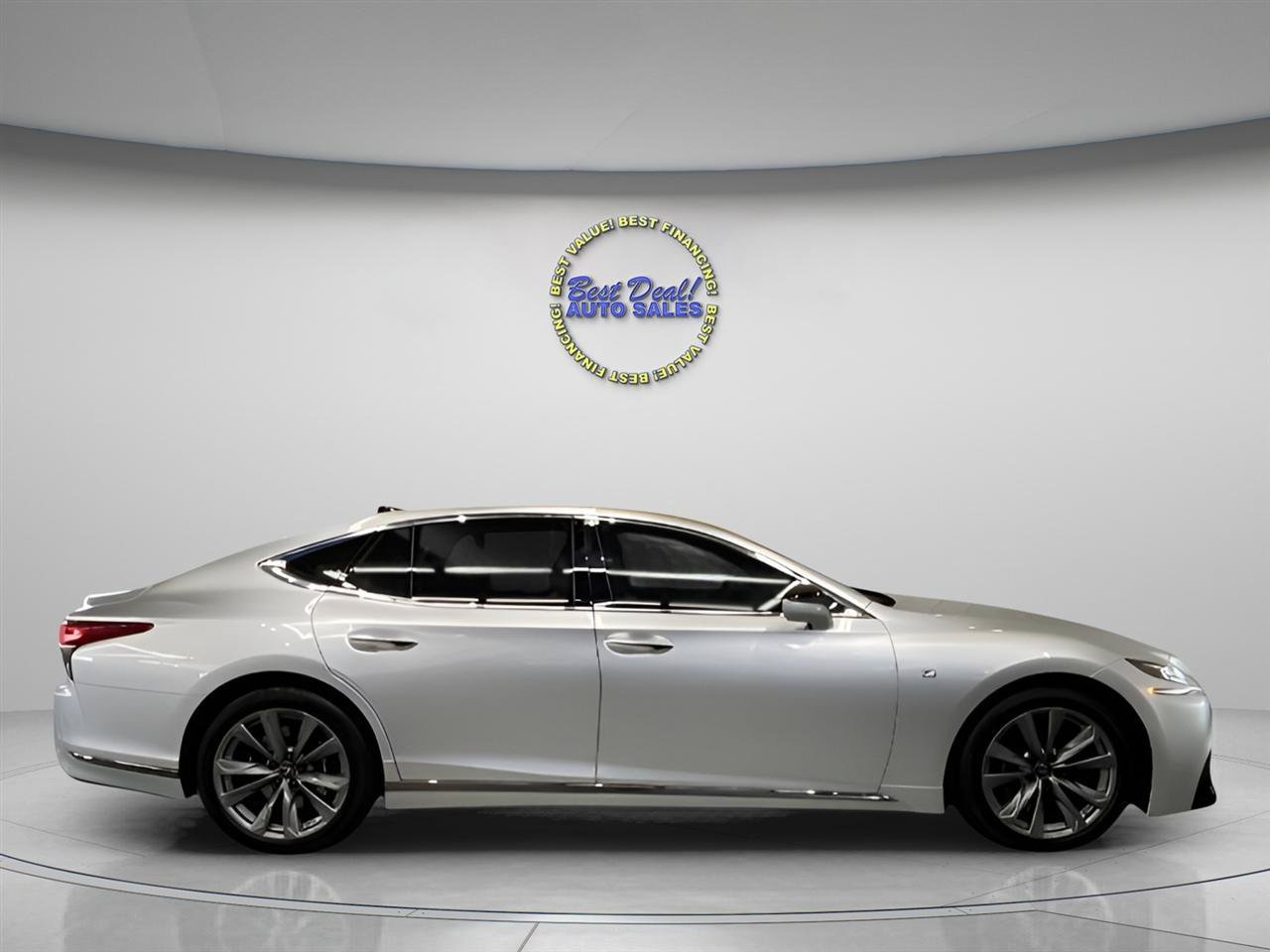 Used 2019 Lexus LS 500 F Sport w/ Accessory Package (Z1) AWD/4WD image 6