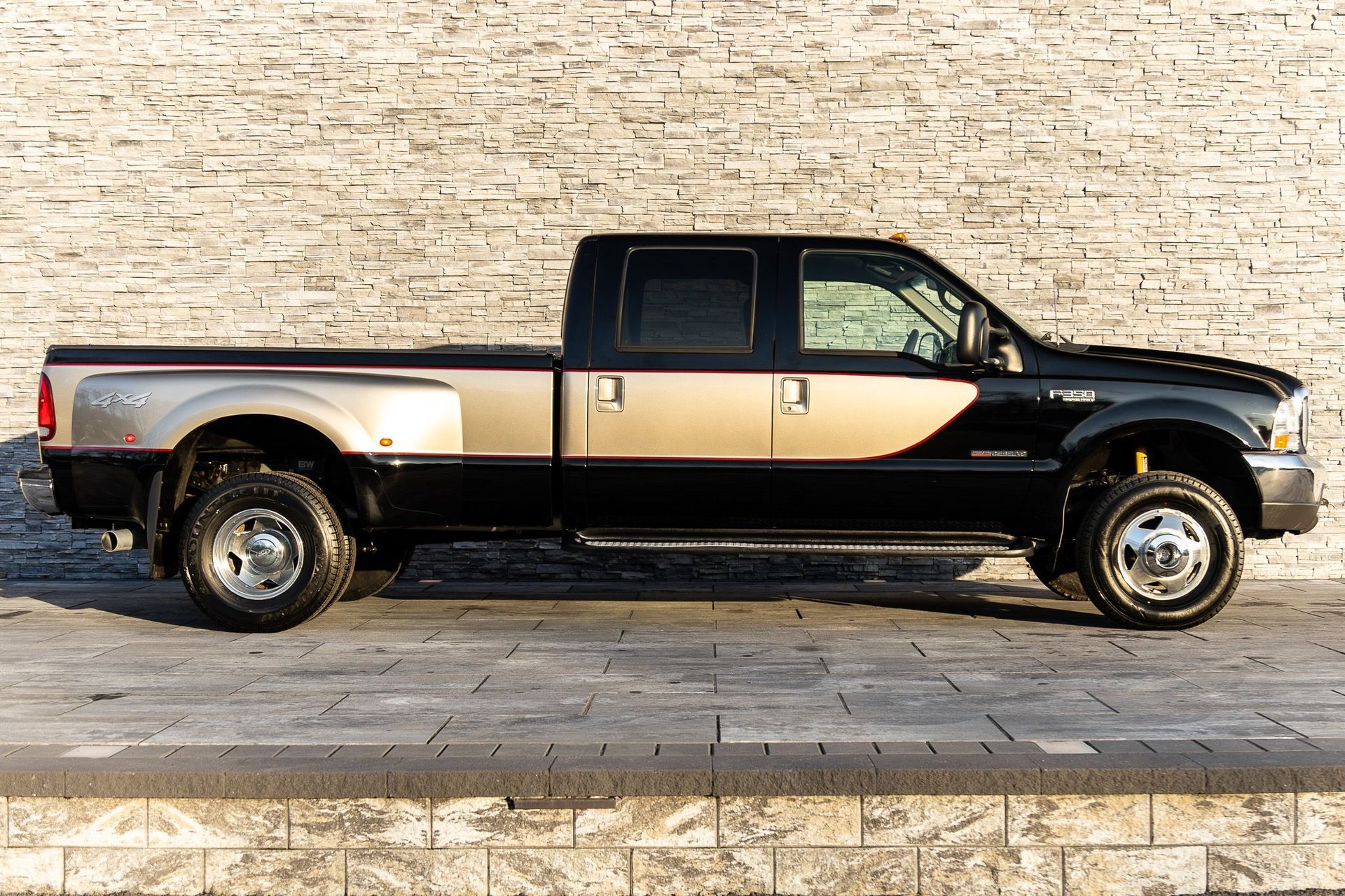 Used 2000 Ford F350 XL image 16