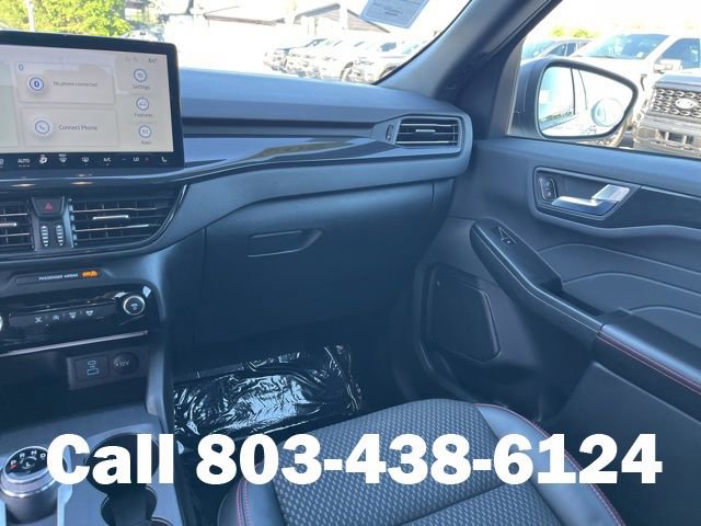 Used 2023 Ford Escape ST-Line w/ Tech Pack #1 FWD image 17