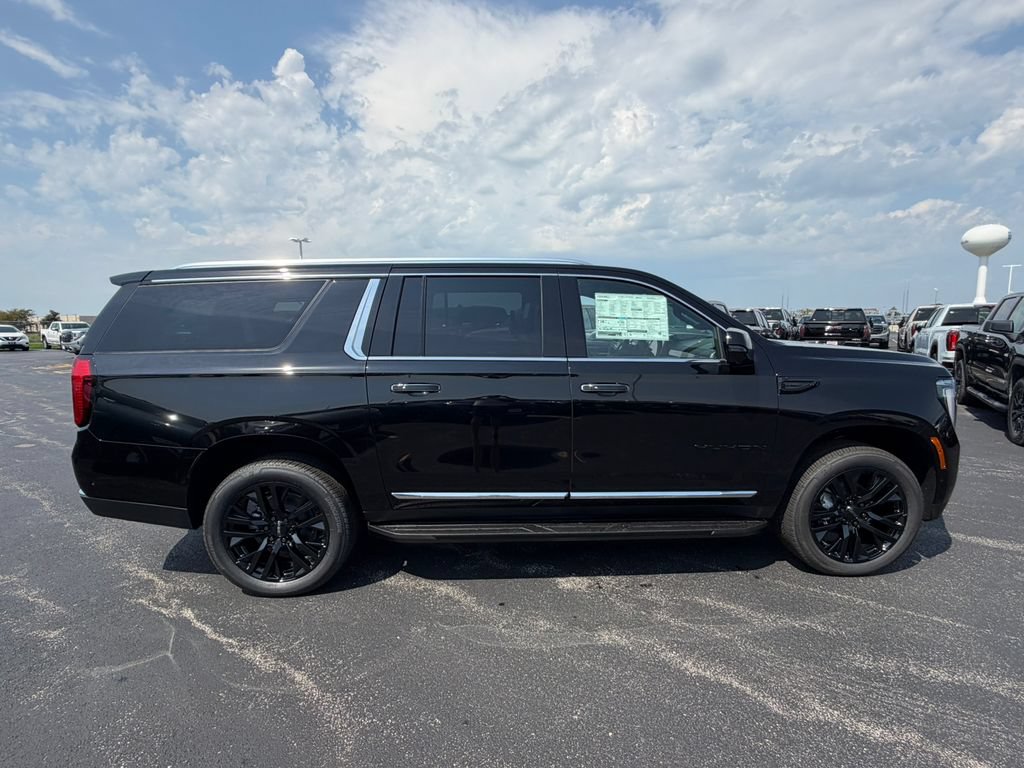 New 2026 GMC Yukon XL Elevation w/ Elevation Premium Package AWD/4WD image 18