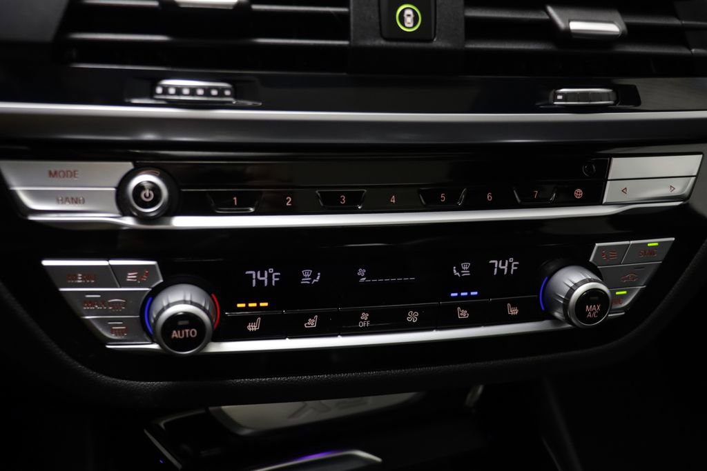 Used 2021 BMW X3 xDrive30i w/ Executive Package image 11