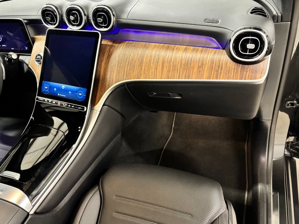 Certified 2025 Mercedes-Benz GLC 350e 4MATIC image 21