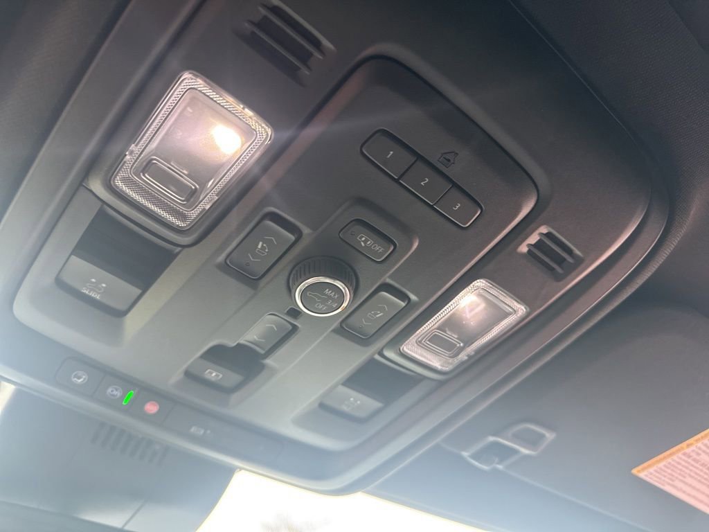 Used 2024 GMC Yukon XL Denali w/ Max Trailering Package image 23