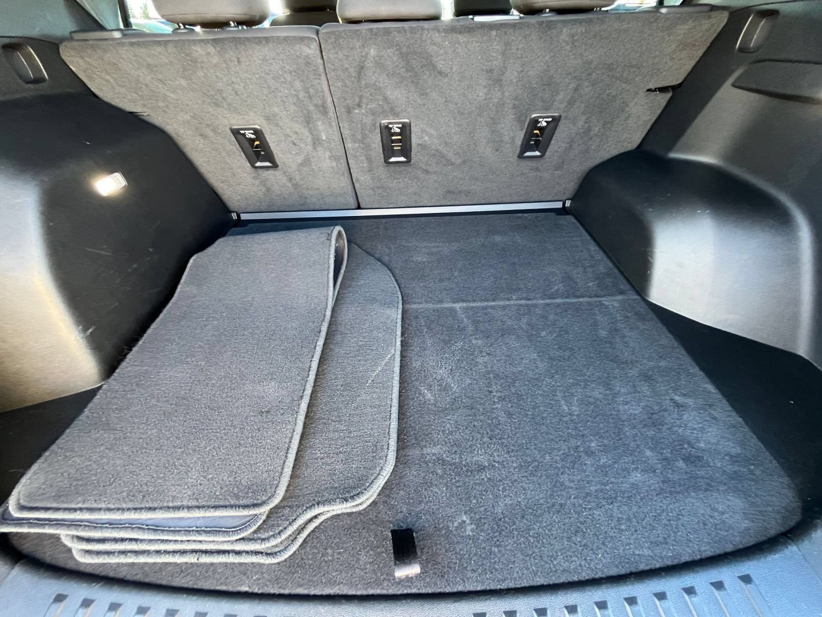 Used 2025 Chevrolet Equinox LT FWD image 31