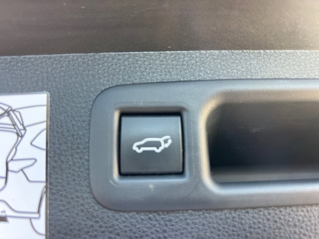 Used 2022 Toyota Highlander Platinum AWD/4WD image 30
