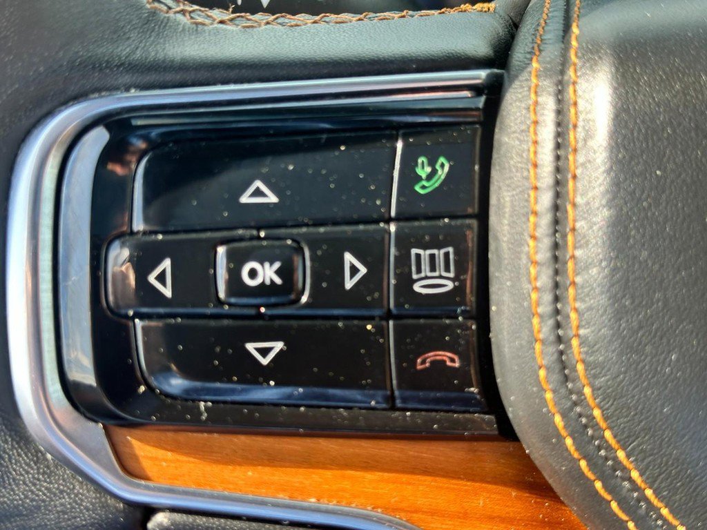 Used 2024 Jeep Grand Wagoneer L Series III image 21