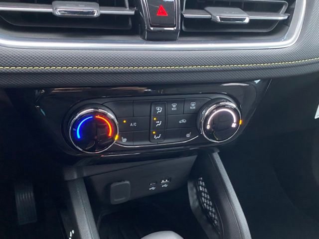 Certified 2025 Chevrolet TrailBlazer ACTIV w/ Driver Confidence Package image 19