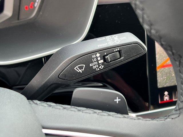 Certified 2025 Audi Q3 2.0T Premium Plus w/ Premium Plus Package image 35