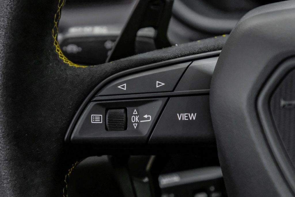Used 2024 Lamborghini Urus Performante image 15