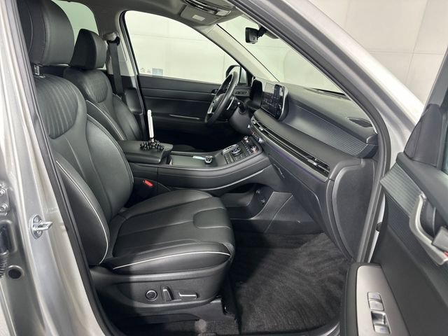 Used 2025 Hyundai Palisade Limited AWD/4WD image 48