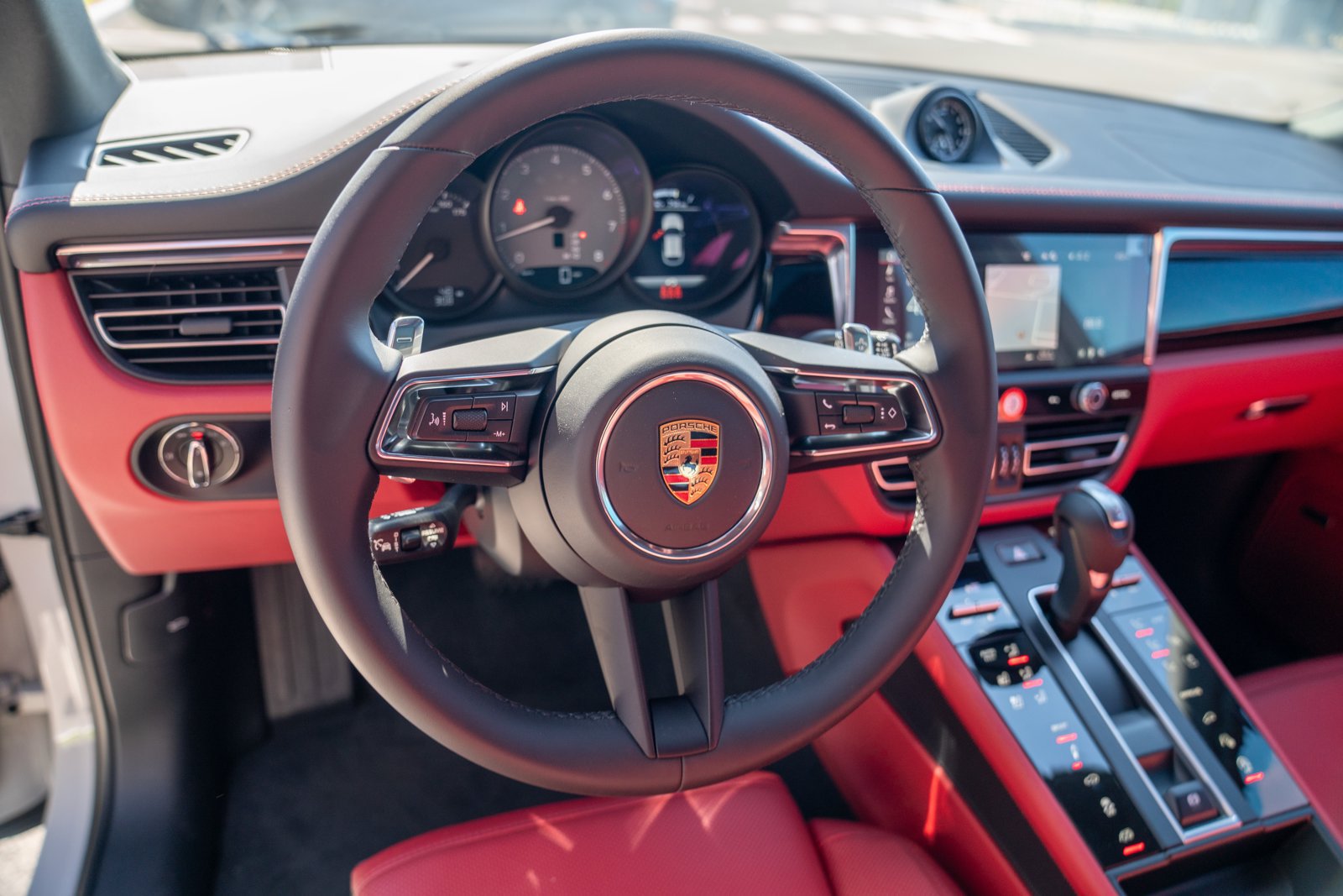 New 2026 Porsche Macan S AWD/4WD image 14