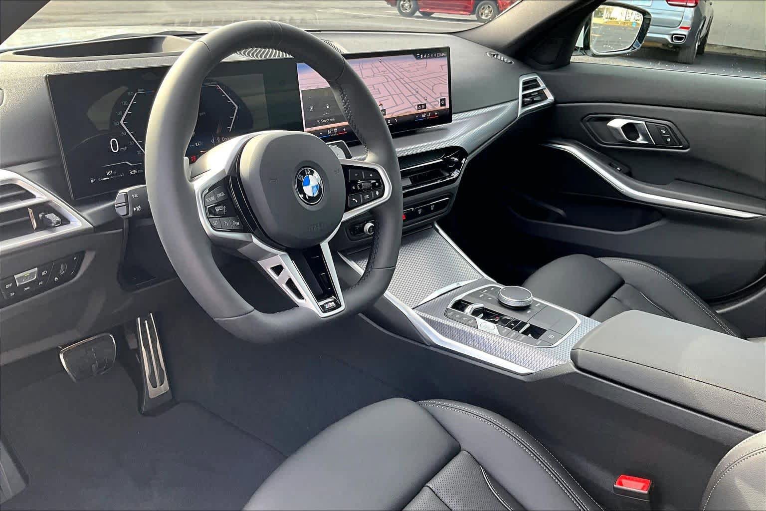 Used 2026 BMW 330i Sedan w/ M Sport Package RWD image 7