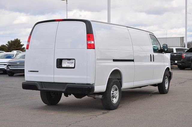Used 2025 Chevrolet Express 2500 Extended w/ Driver Convenience Package image 3