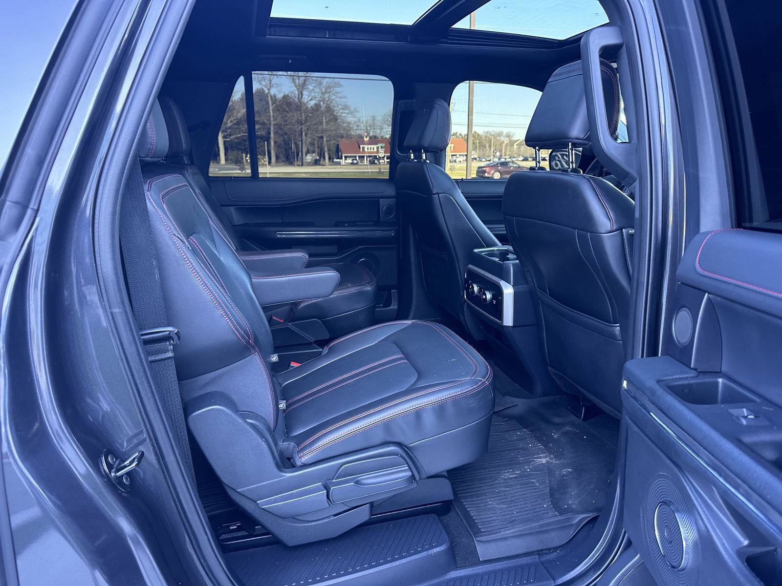 Used 2024 Ford Expedition Max Limited image 20