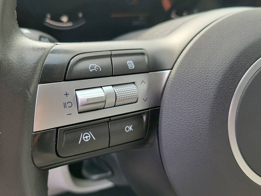 Used 2024 Hyundai Kona SEL AWD/4WD image 27