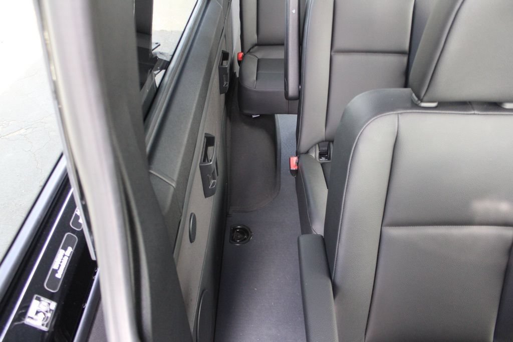 Used 2024 Mercedes-Benz Sprinter 2500 image 39