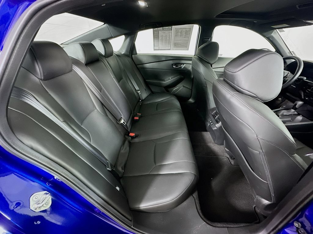 Used 2025 Honda Accord Sport image 11