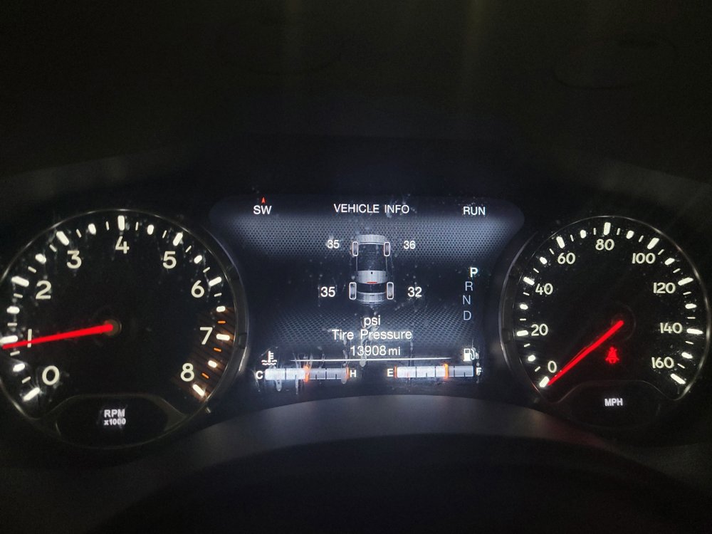 Used 2021 Jeep Renegade Trailhawk image 23