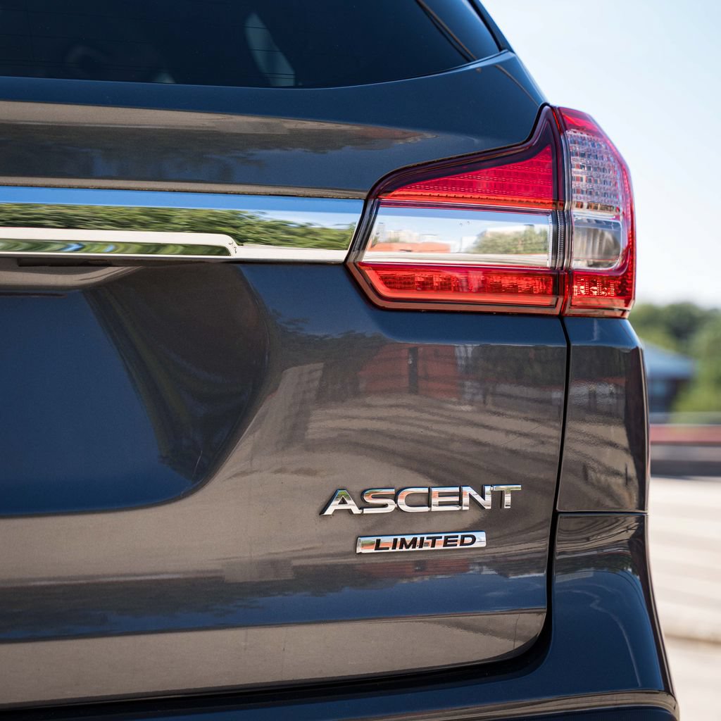 Used 2019 Subaru Ascent Limited AWD/4WD image 5