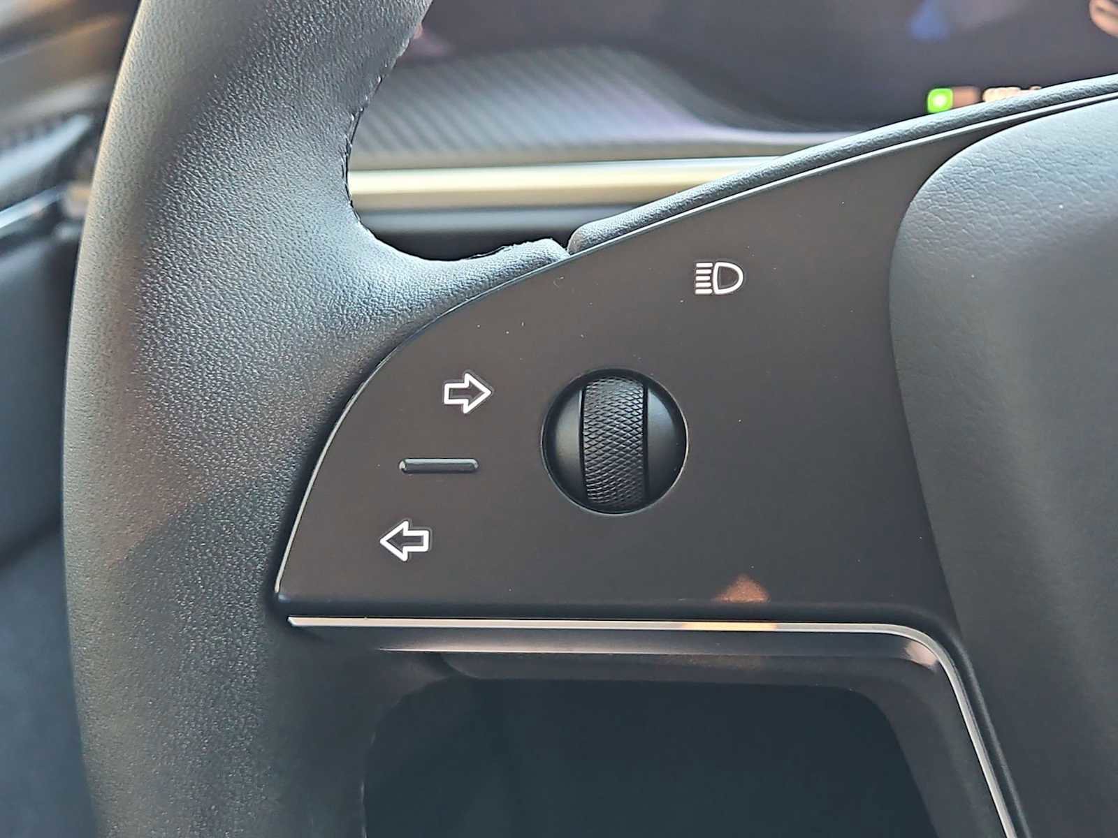 Used 2022 Tesla Model X Plaid image 41