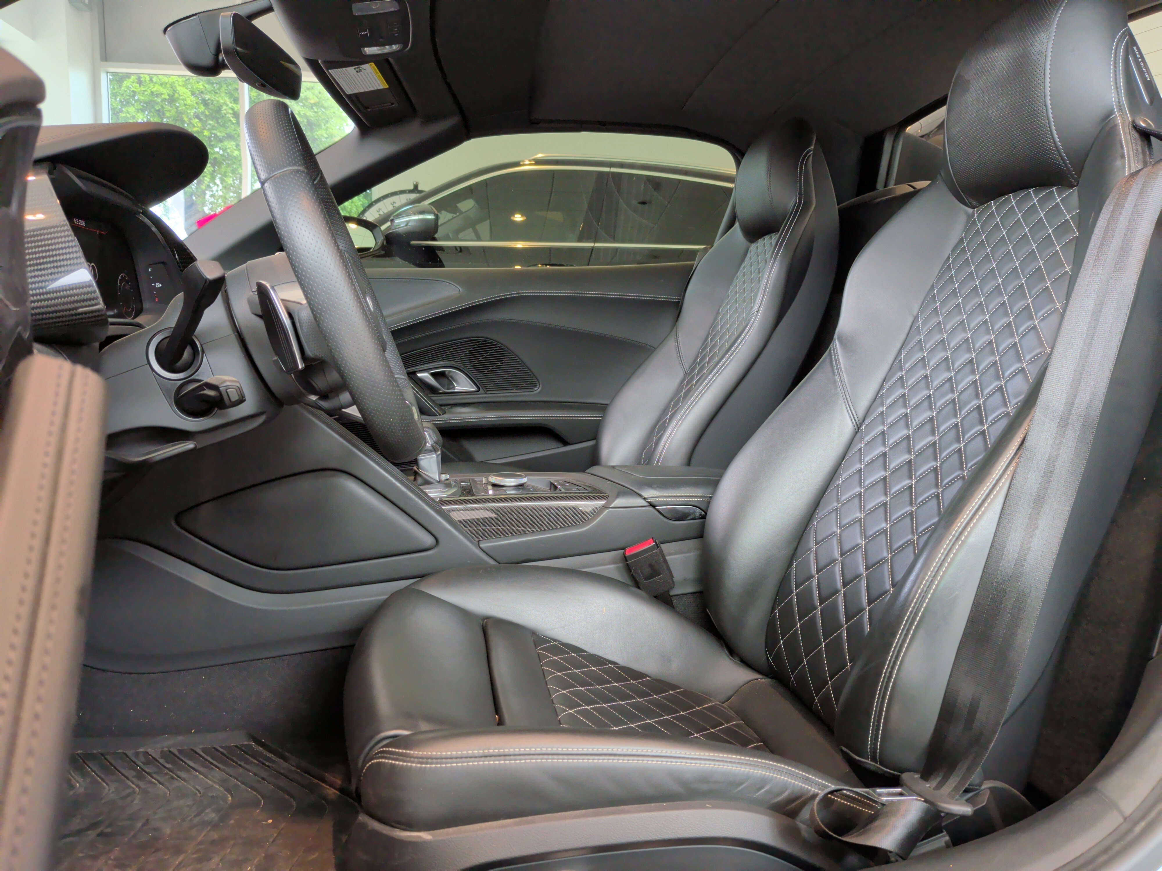 Used 2018 Audi R8 V10 plus AWD/4WD image 16