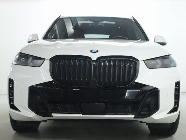 Used 2024 BMW X5 xDrive40i w/ M Sport Package AWD/4WD image 6