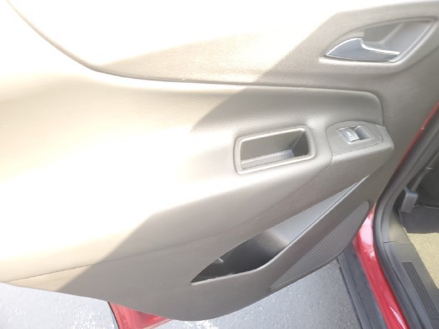 Used 2019 Chevrolet Equinox LT w/ Driver Convenience Package FWD image 16