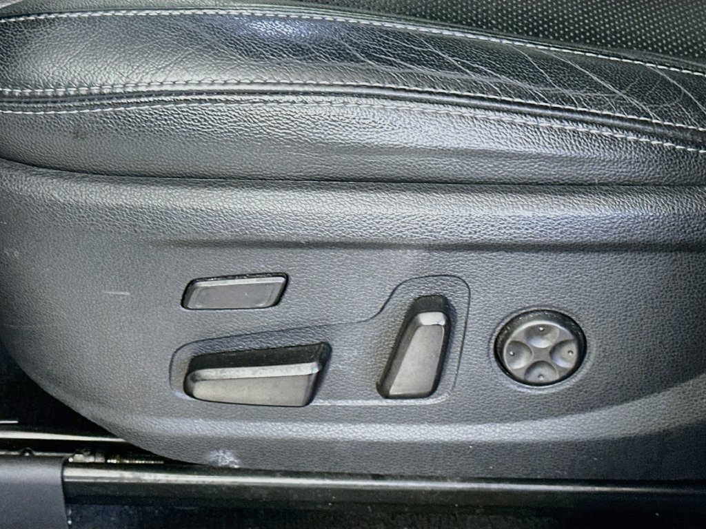 Used 2019 Hyundai Santa Fe AWD image 19