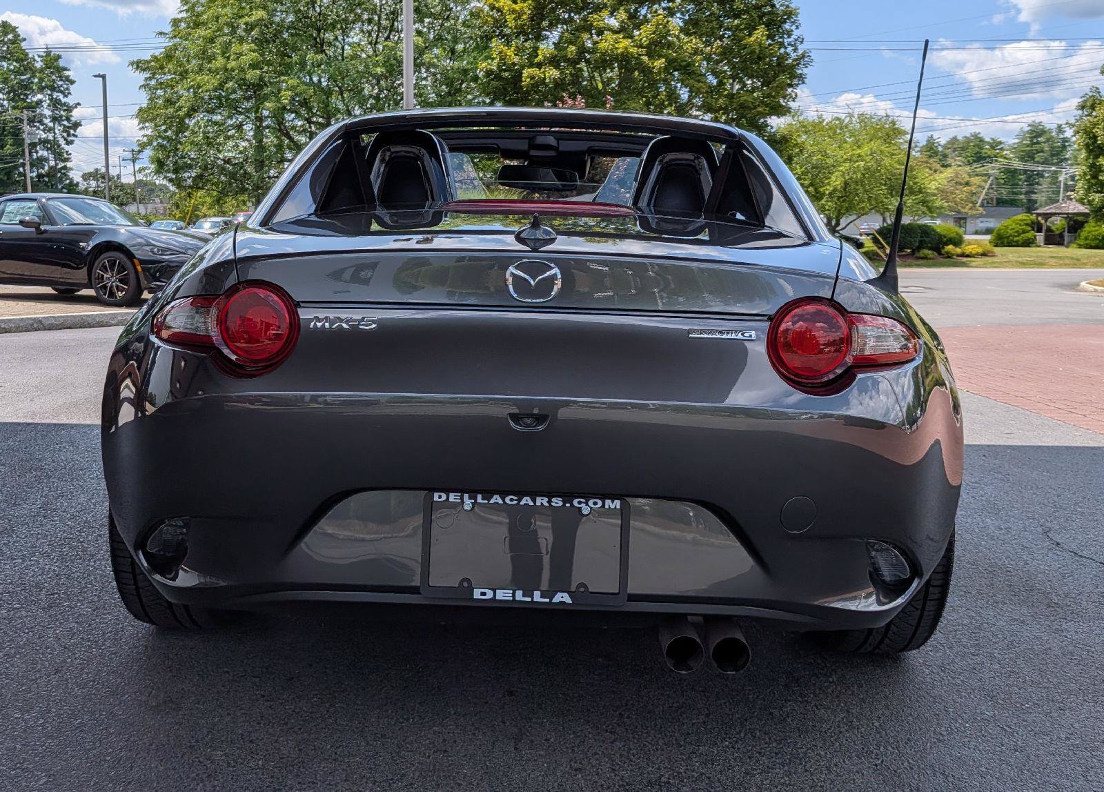 Used 2021 MAZDA MX-5 Miata RF Grand Touring RWD image 11